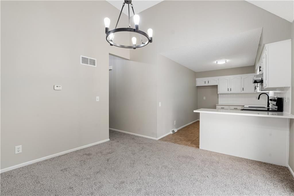 8240 NW Birch Lane — photo 5