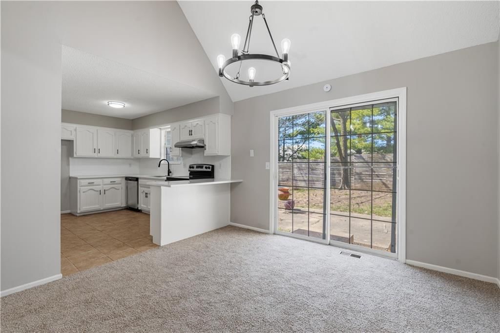 8240 NW Birch Lane — photo 9