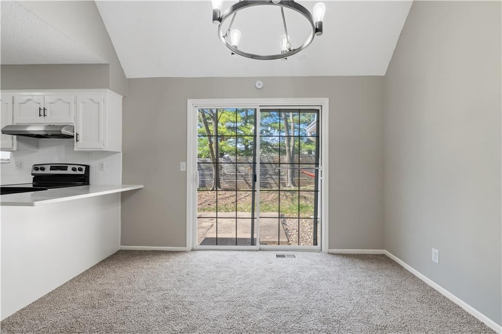 8240 NW Birch Lane — photo 10