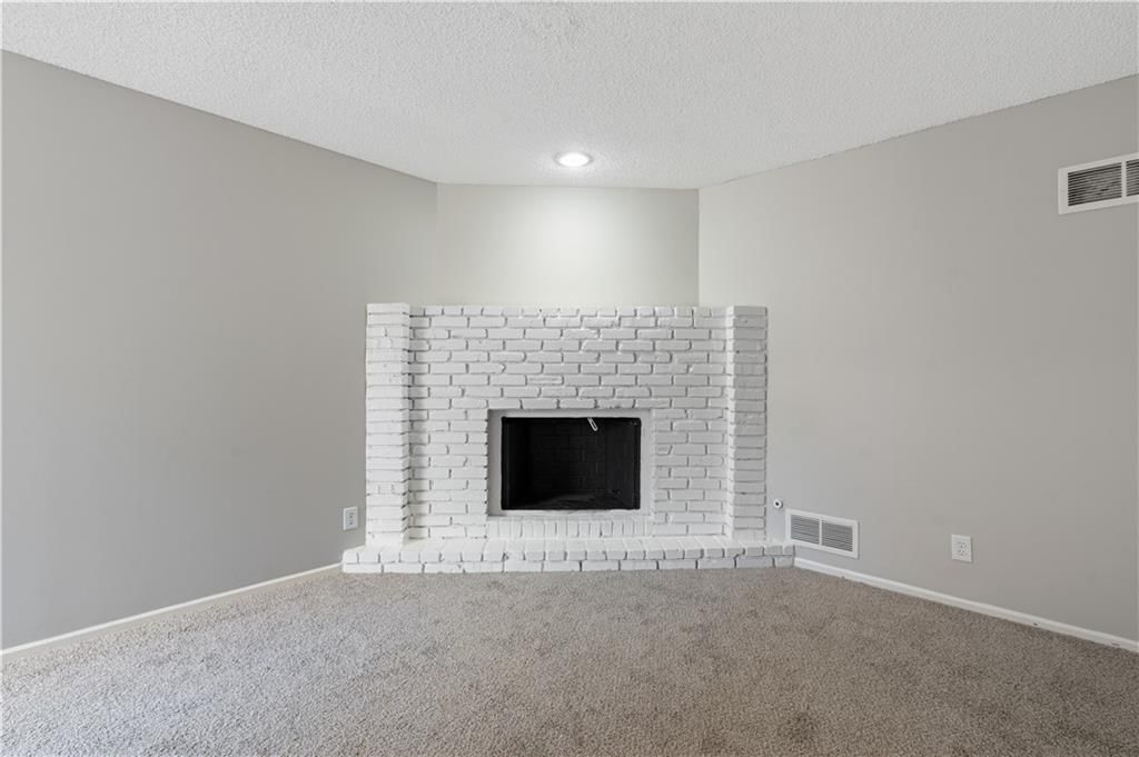 8240 NW Birch Lane — photo 12