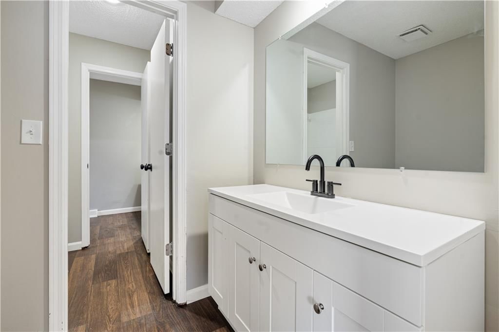 8240 NW Birch Lane — photo 21