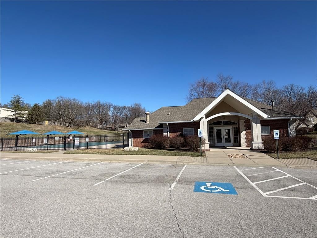 8240 NW Birch Lane — photo 32