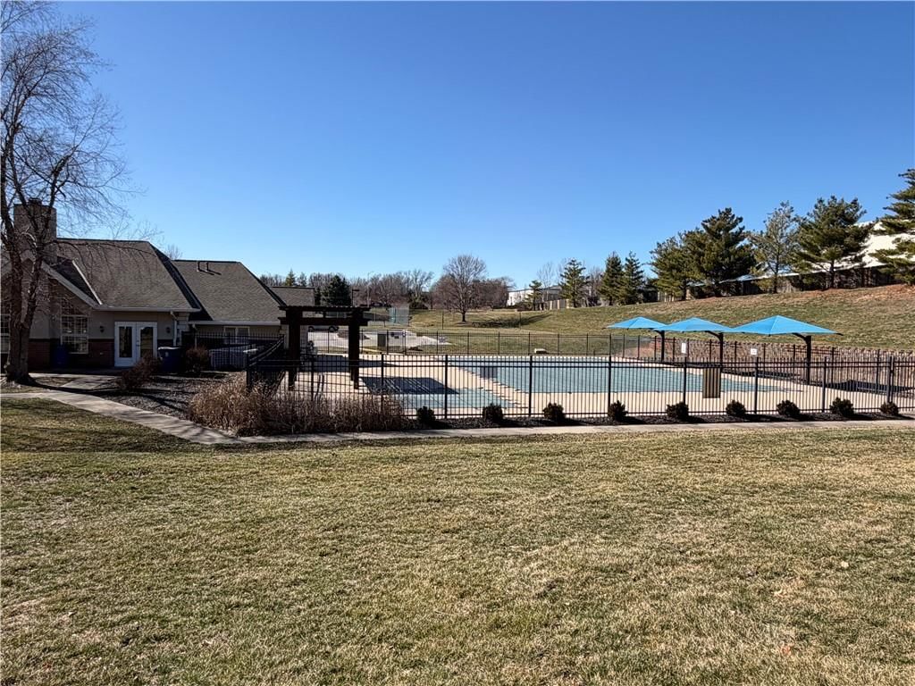8240 NW Birch Lane — photo 33