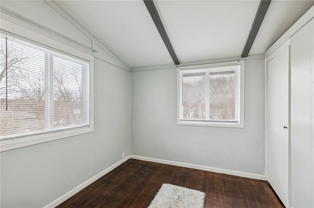 2507 NE 37th Terrace — photo 15
