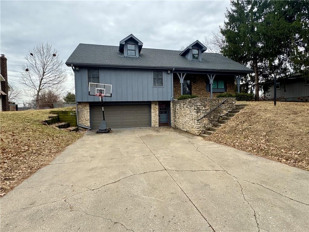 4724 Arrowhead Drive — photo 2