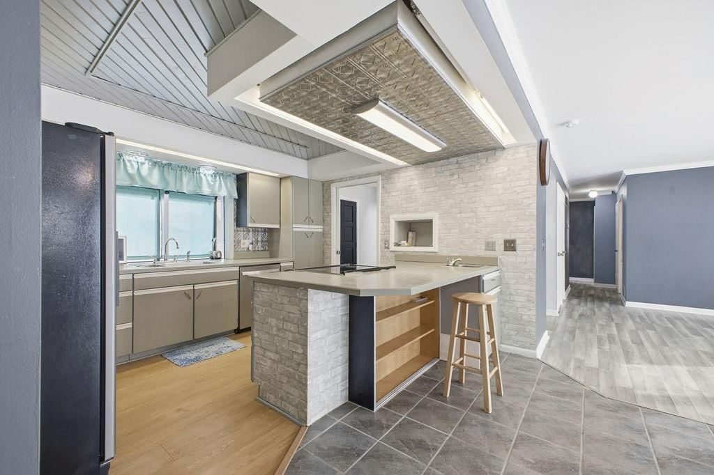 4724 Arrowhead Drive — photo 11