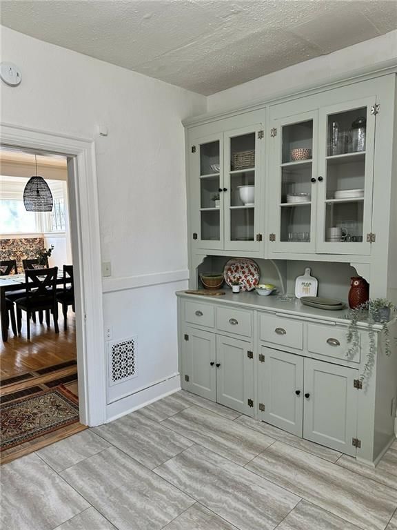 3739 Bell Street — photo 17