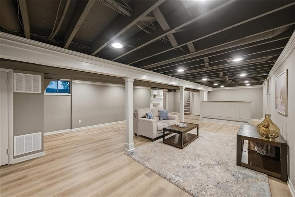 3003 W 82nd Terrace — photo 30