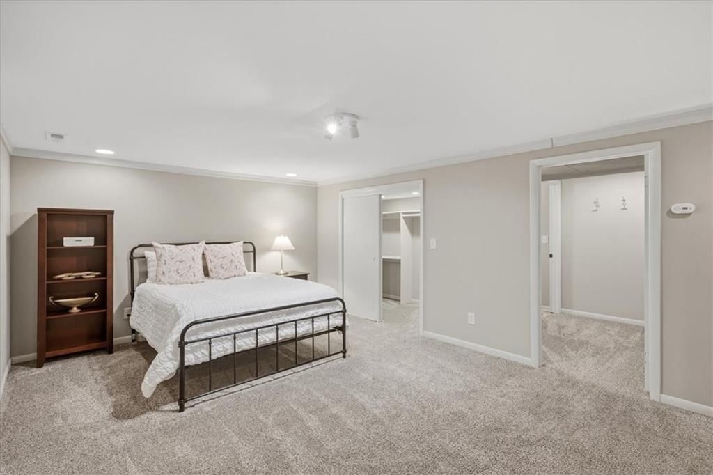 3003 W 82nd Terrace — photo 32