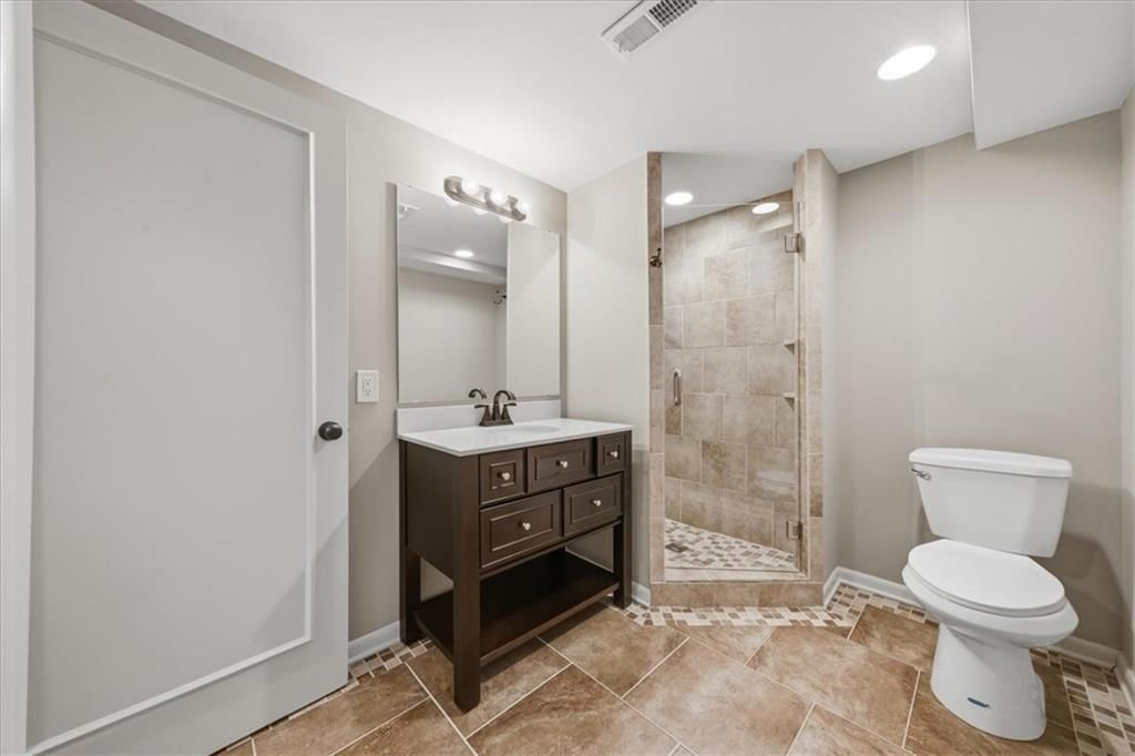 3003 W 82nd Terrace — photo 34