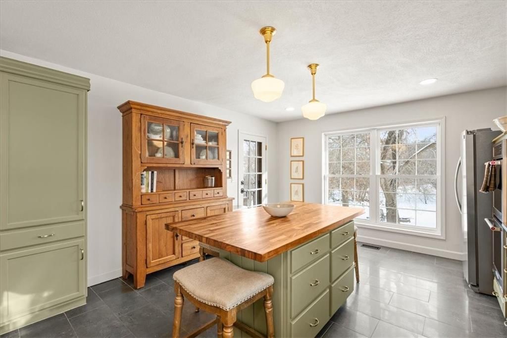 1625 NE Debonair N/A — photo 12