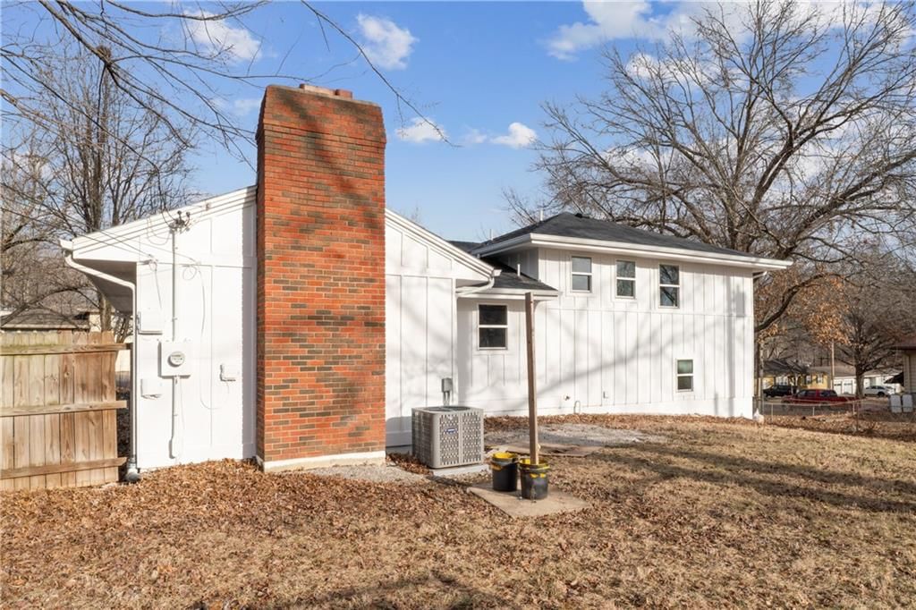 9325 E 85th Street — photo 29