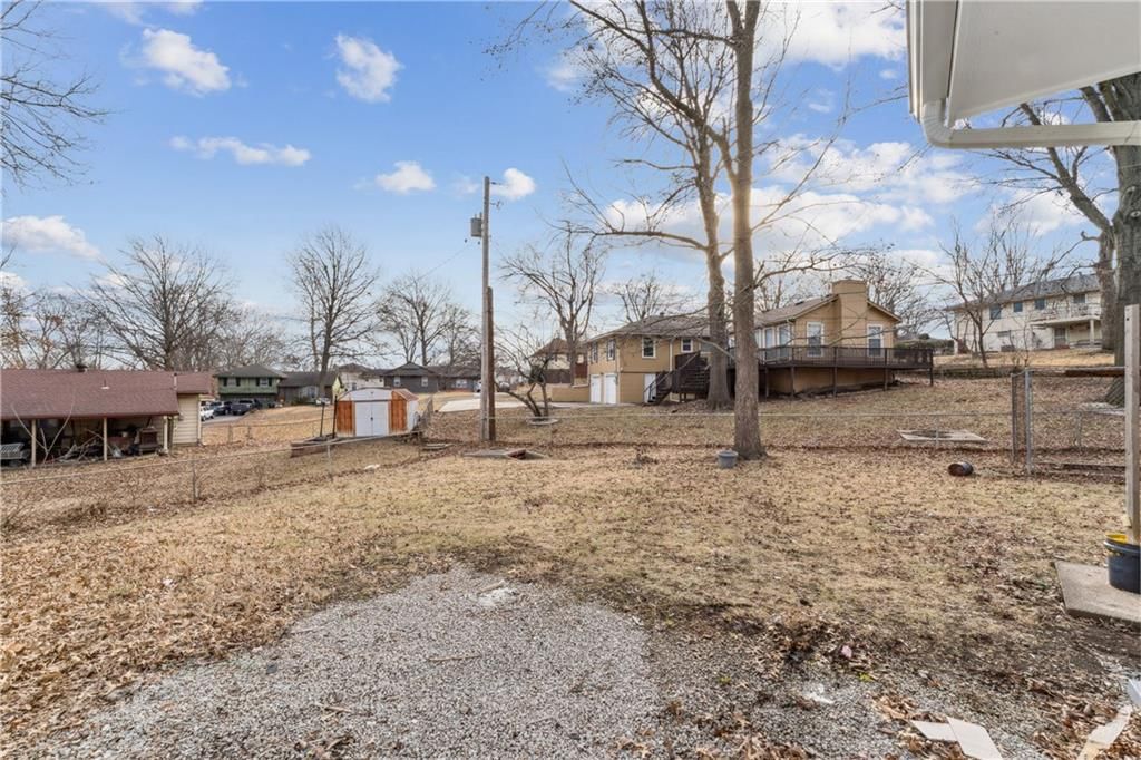 9325 E 85th Street — photo 31