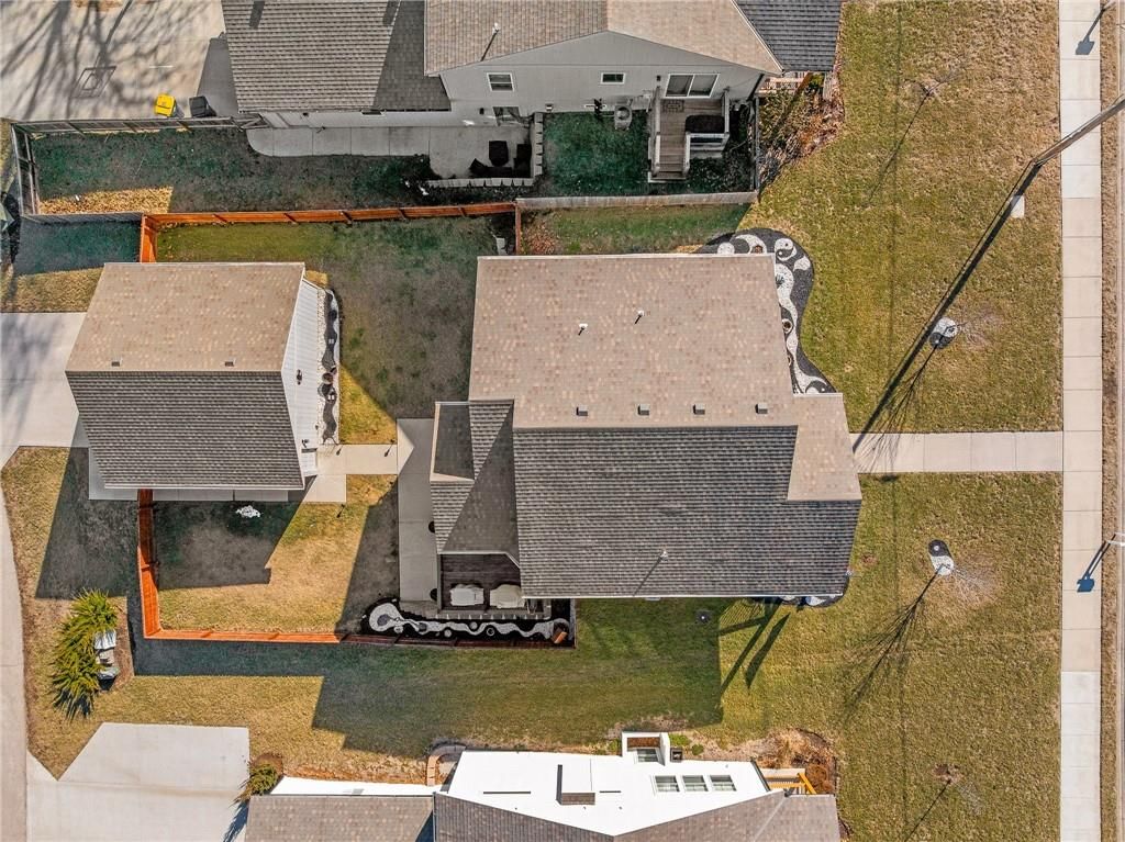 8465 Ottawa Street — photo 27