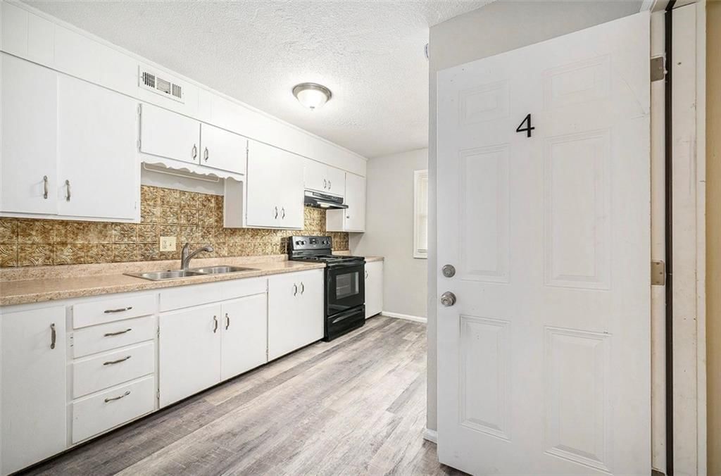 1612 Washington Avenue — photo 9