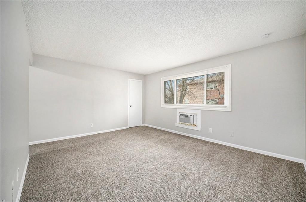 1612 Washington Avenue — photo 14
