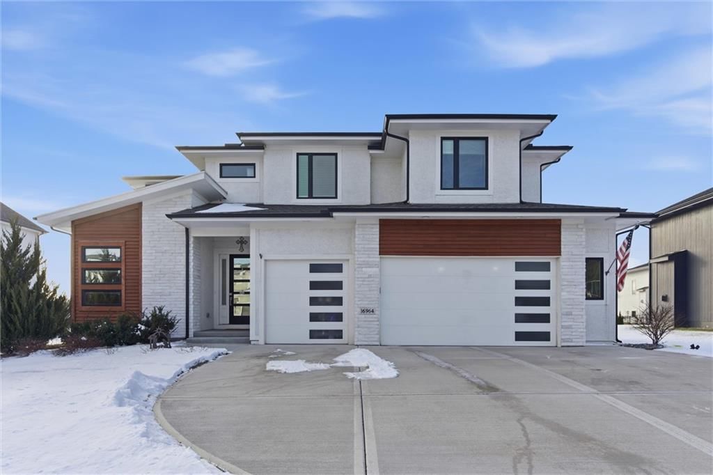 16964 S Elmridge Street, Olathe, KS