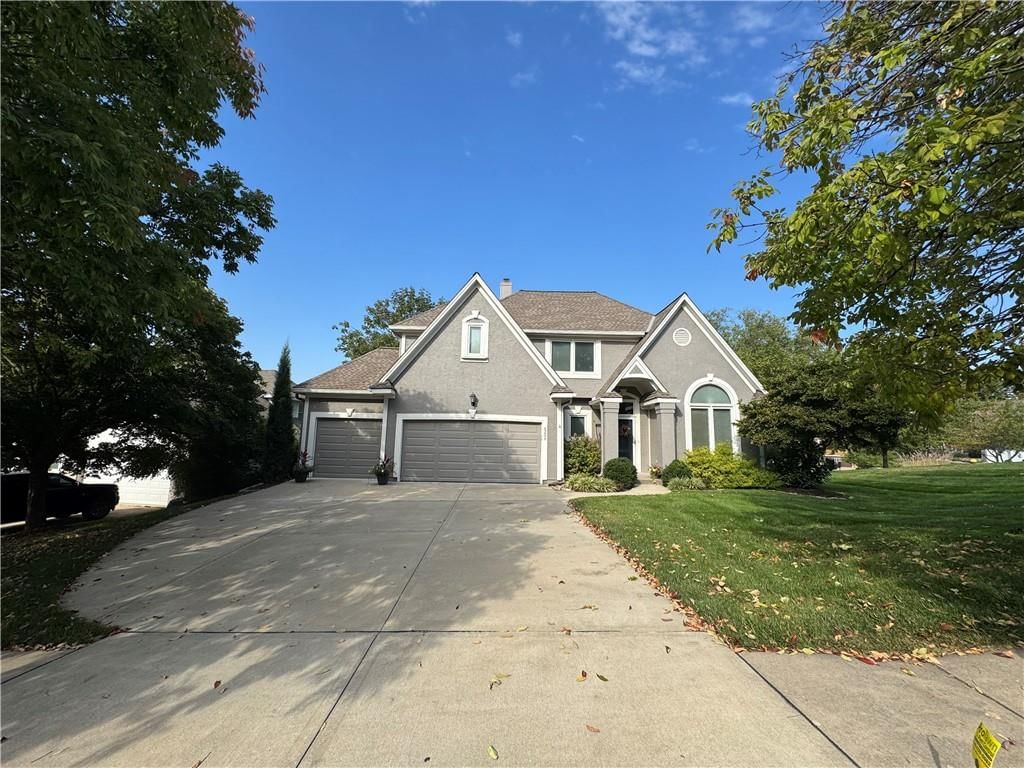 6206 N Strathbury Avenue — photo 5