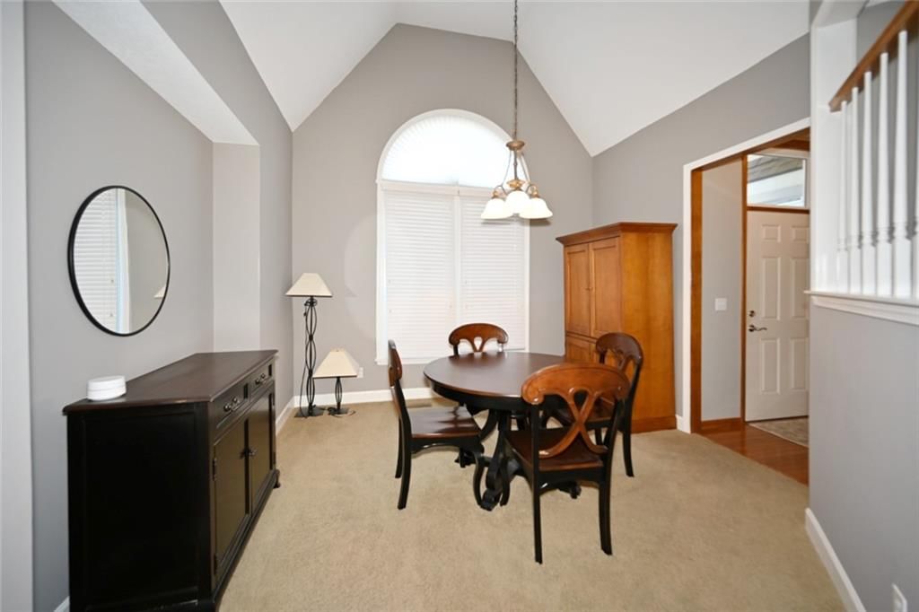 6206 N Strathbury Avenue — photo 9