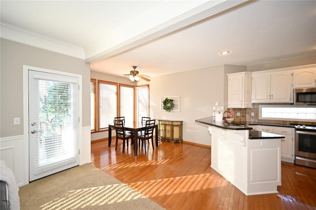 6206 N Strathbury Avenue — photo 10