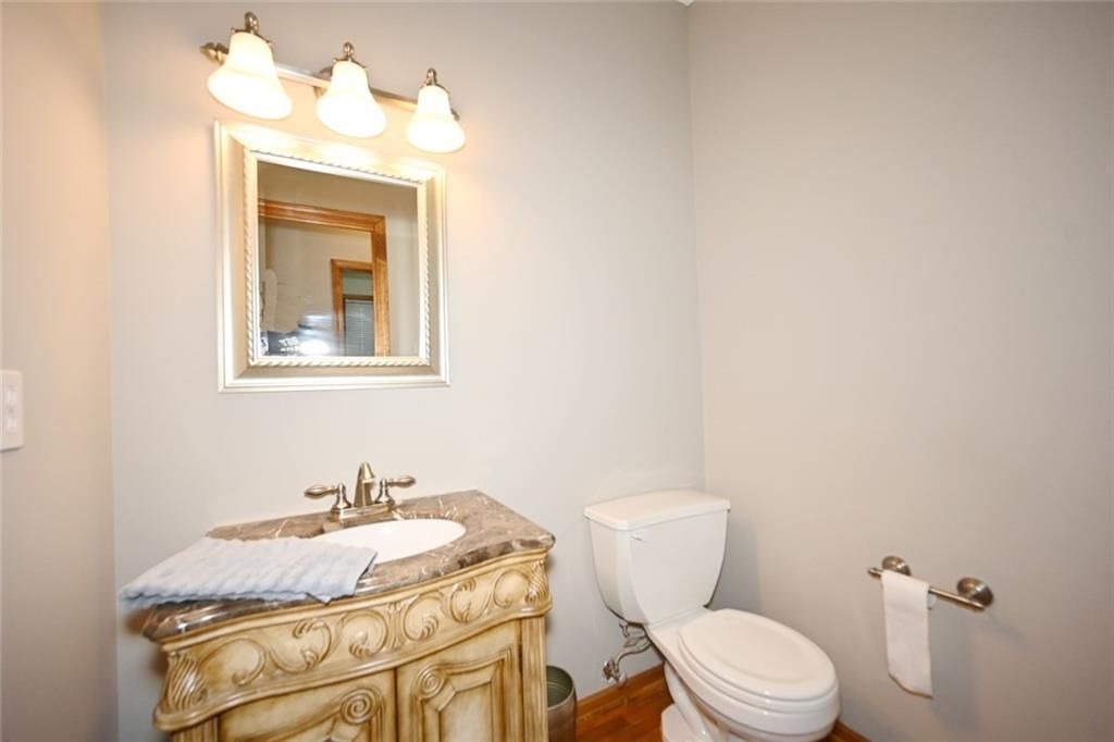 6206 N Strathbury Avenue — photo 27