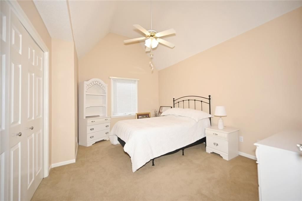 6206 N Strathbury Avenue — photo 28