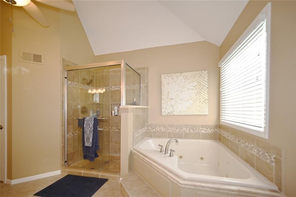 6206 N Strathbury Avenue — photo 35