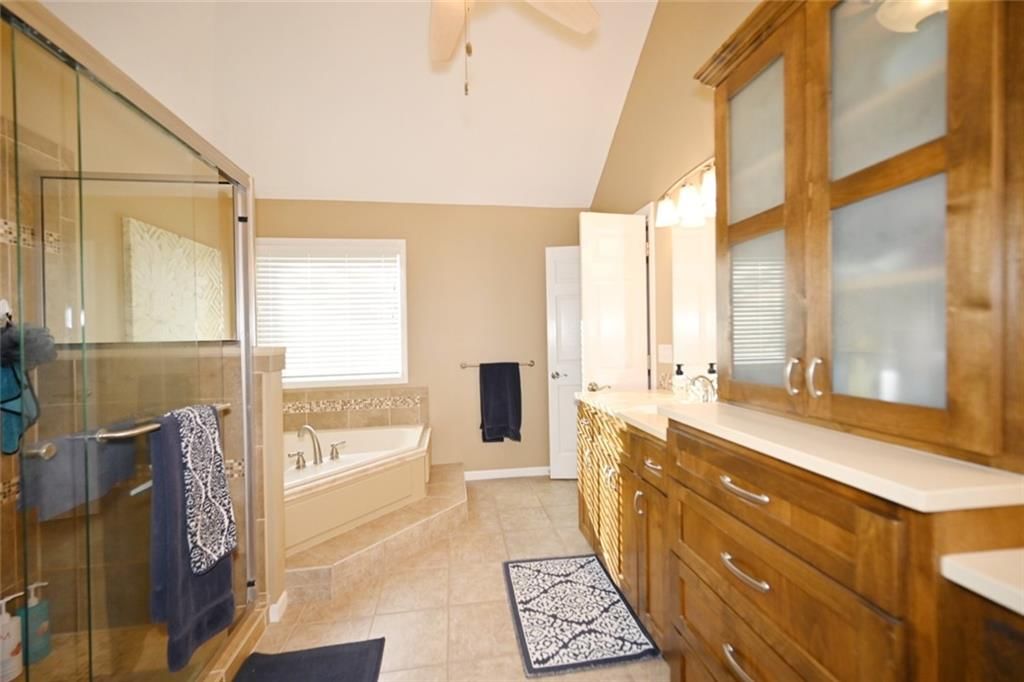 6206 N Strathbury Avenue — photo 36
