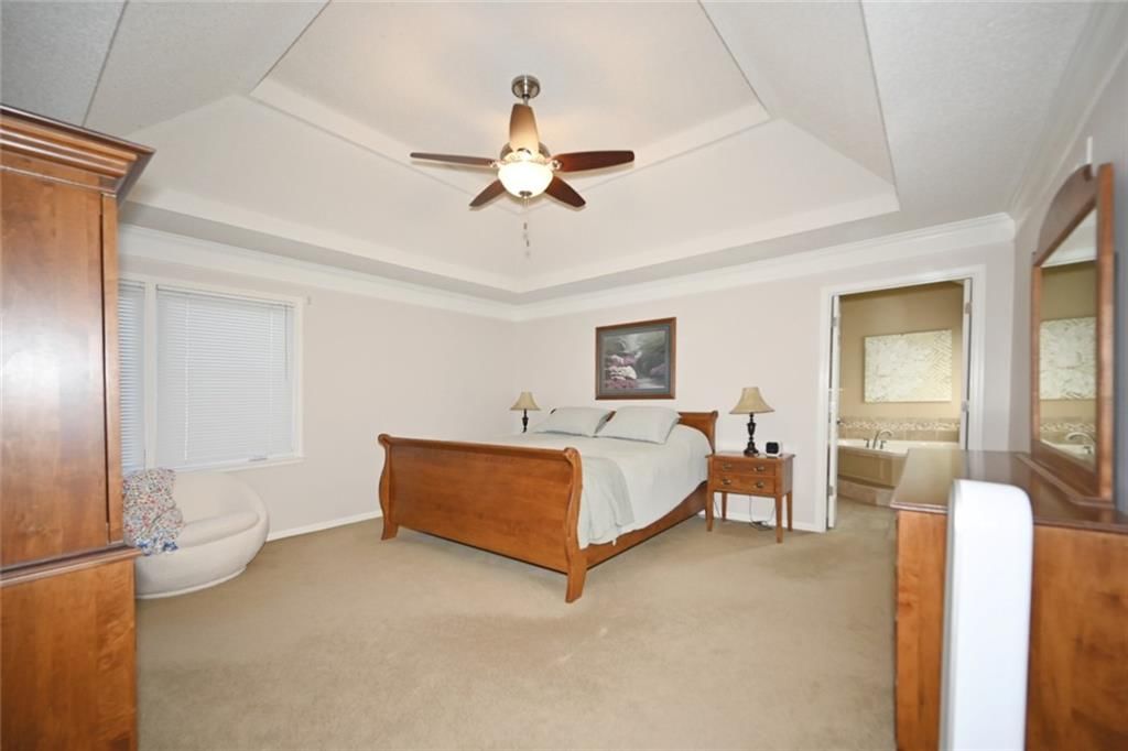 6206 N Strathbury Avenue — photo 37