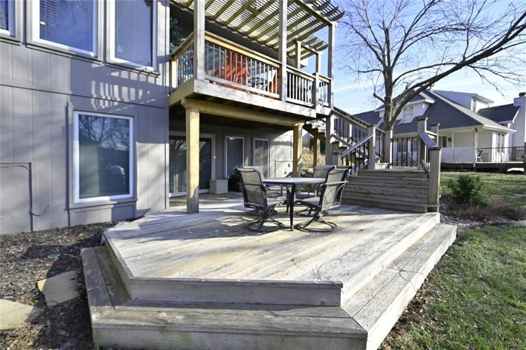 6206 N Strathbury Avenue — photo 45