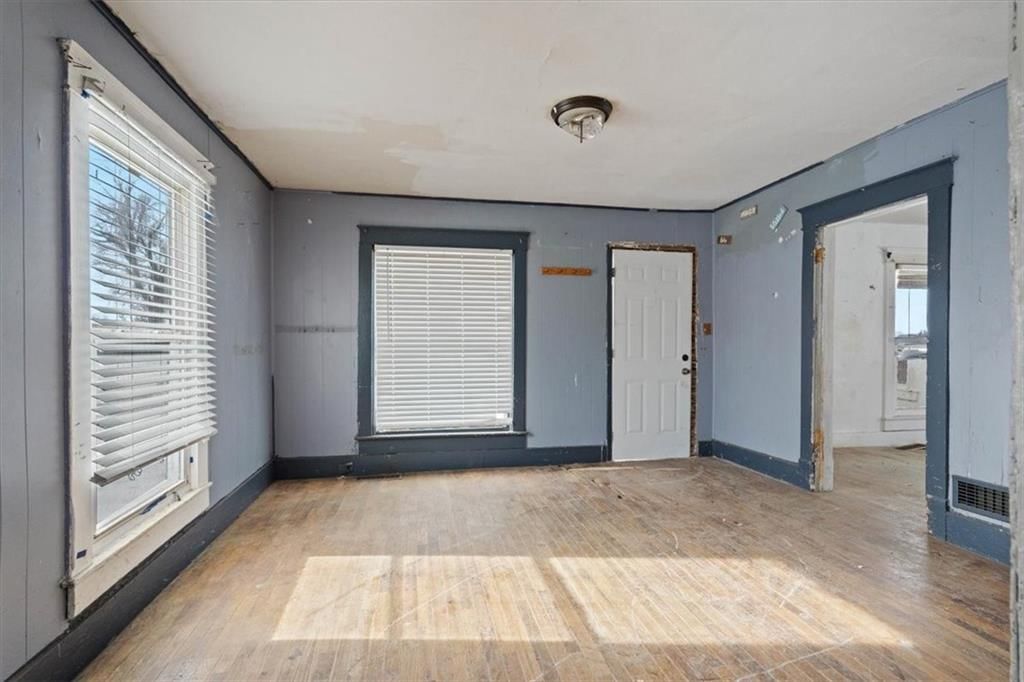 1321 N Jesse James Road — photo 6