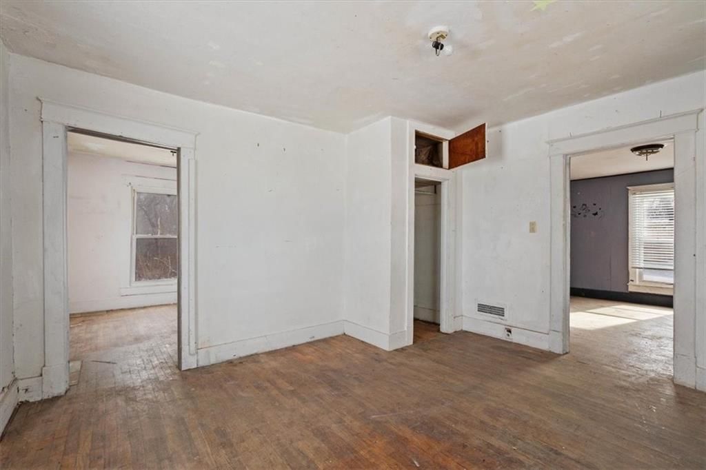 1321 N Jesse James Road — photo 9