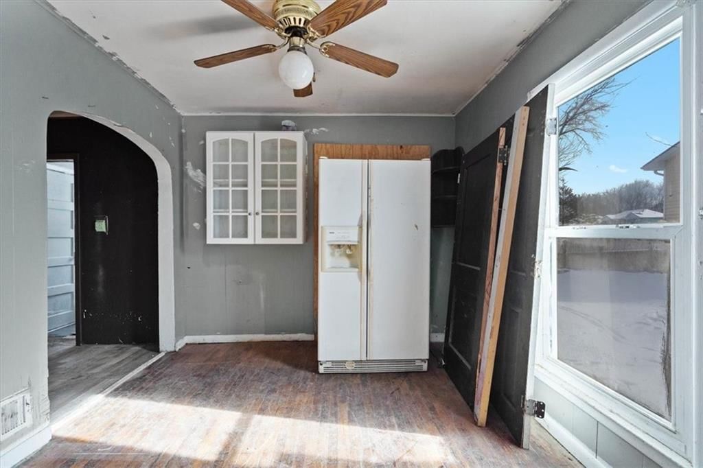 1321 N Jesse James Road — photo 11