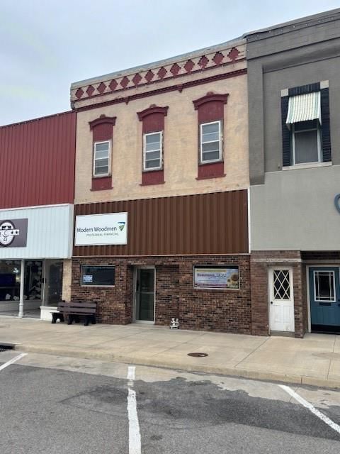 104 S Ozark Street — photo 2