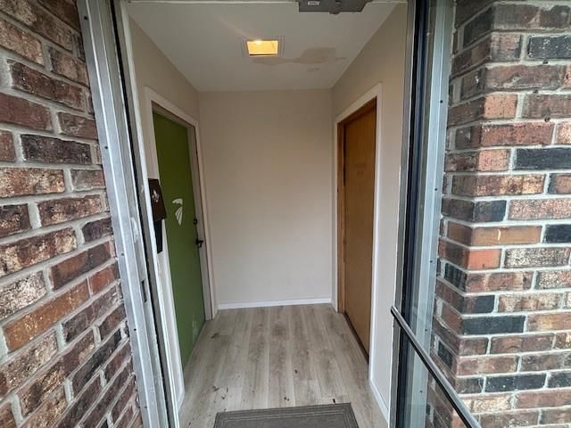 104 S Ozark Street — photo 5