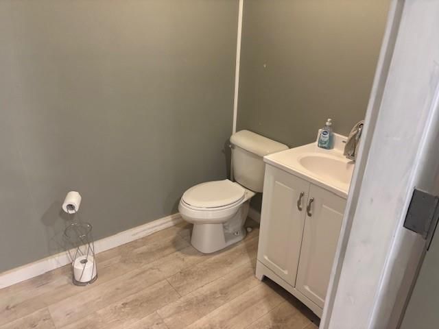 104 S Ozark Street — photo 11