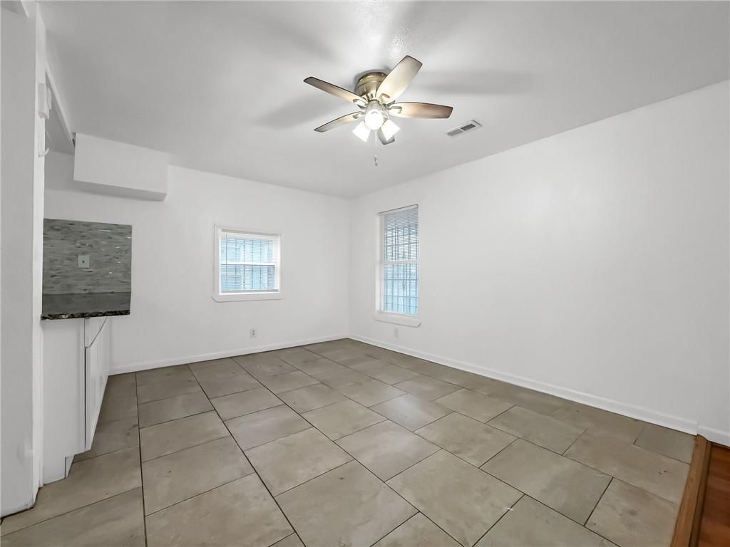 417 Wallace Avenue — photo 8