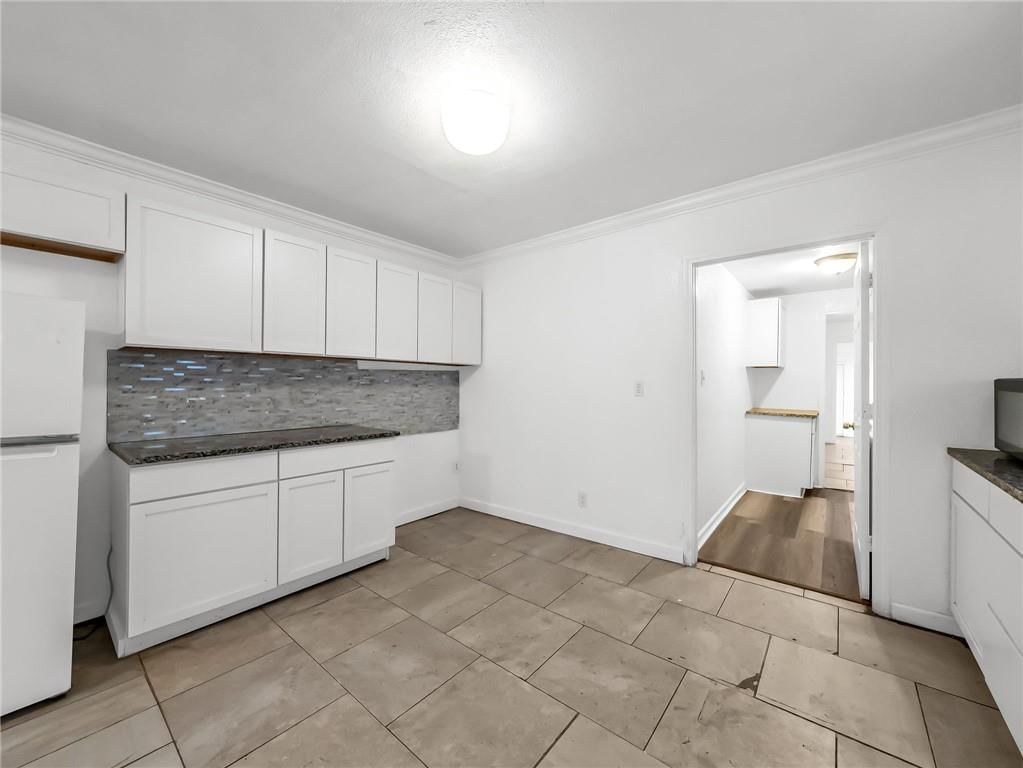 417 Wallace Avenue — photo 12