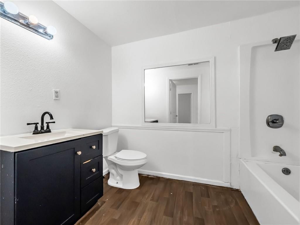 417 Wallace Avenue — photo 15