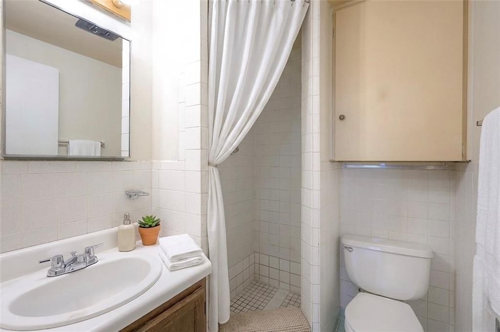 409 Corral Drive — photo 7