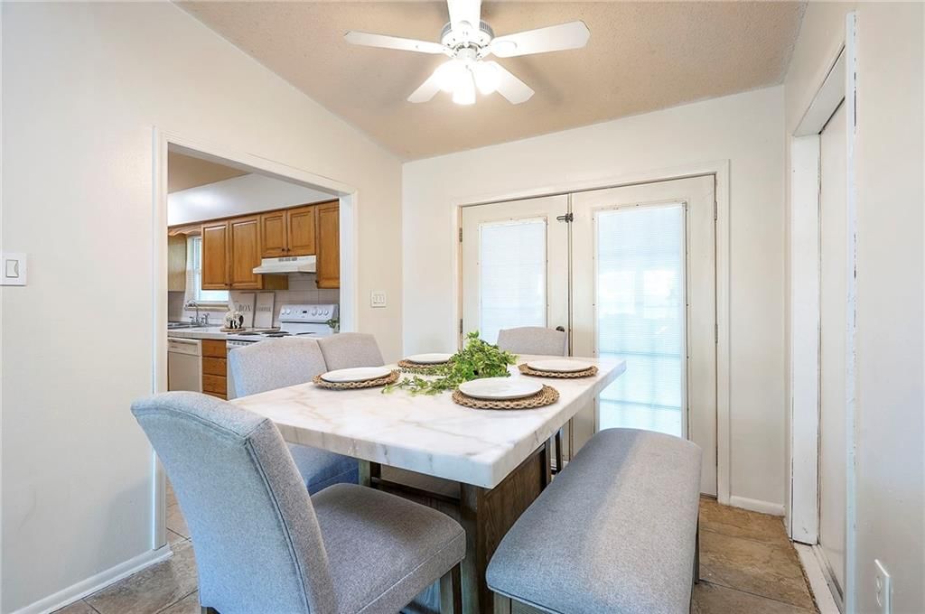 409 Corral Drive — photo 17