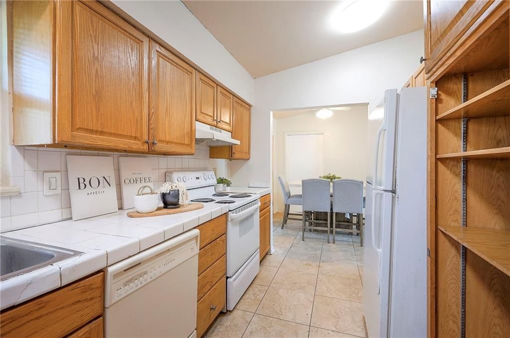 409 Corral Drive — photo 23