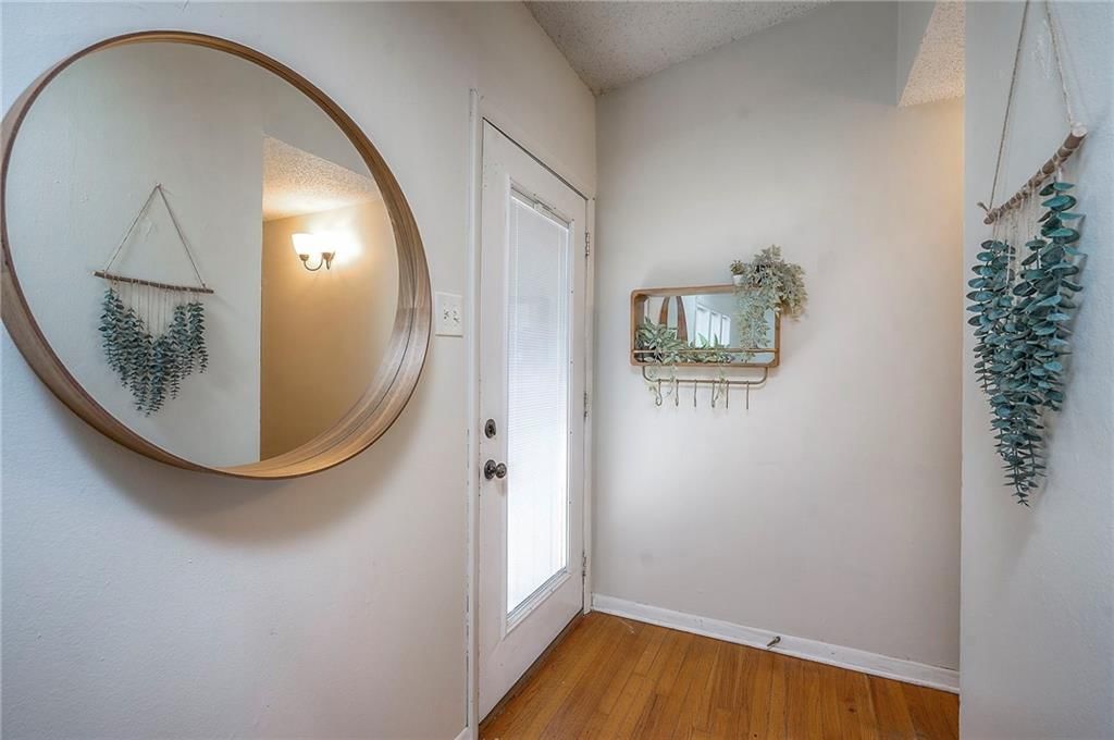 421 Sagebrush Lane — photo 3