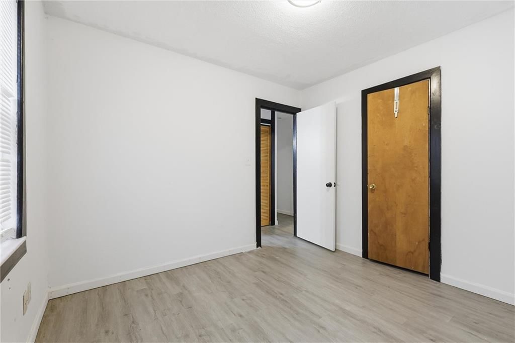 2618 S 48th Terrace — photo 13