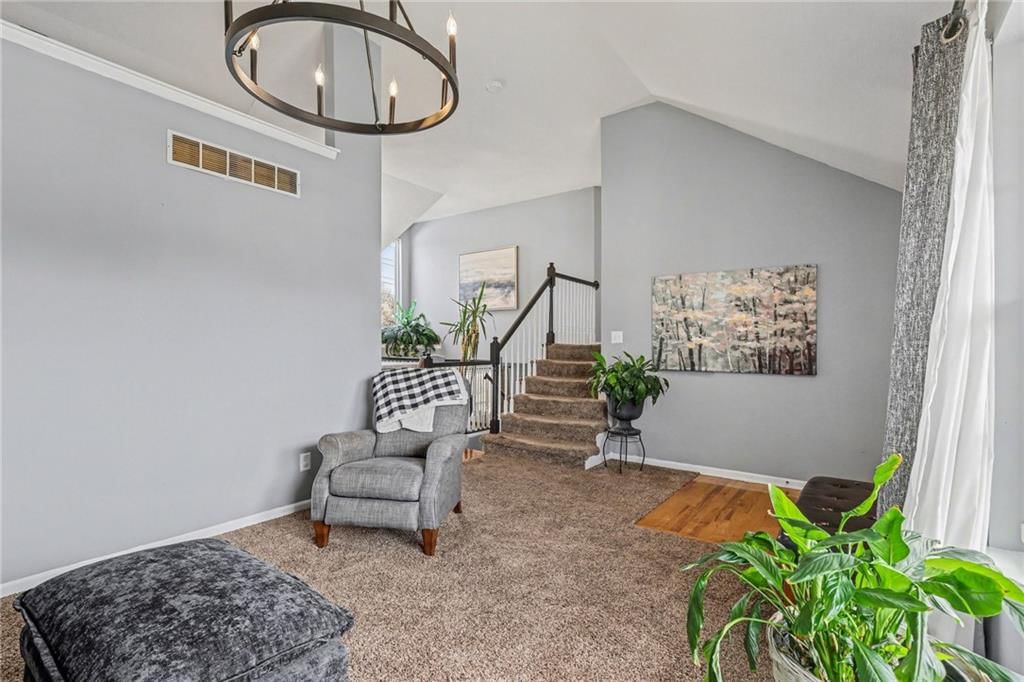 709 Derby Street — photo 9
