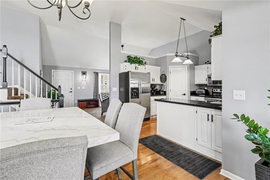 709 Derby Street — photo 11