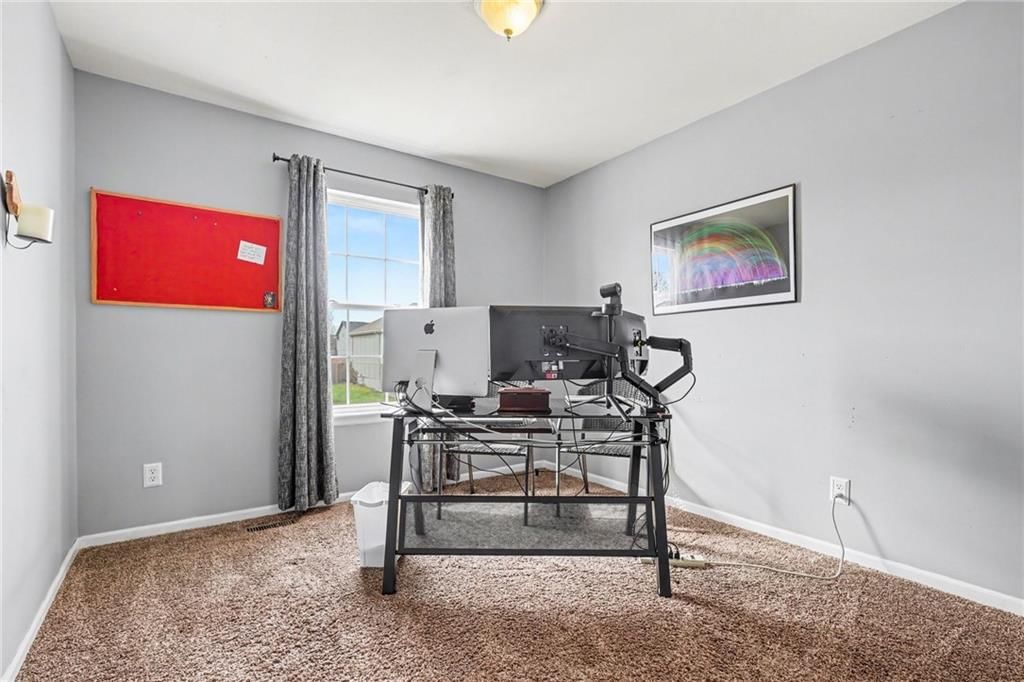 709 Derby Street — photo 19