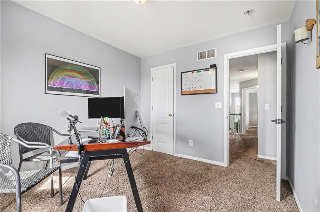709 Derby Street — photo 20