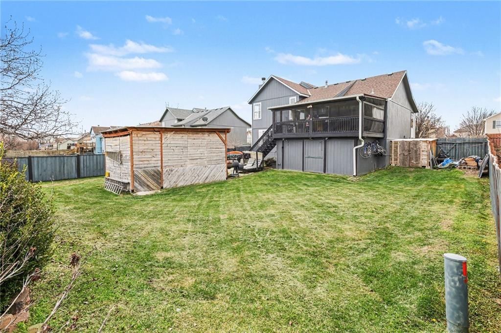 709 Derby Street — photo 38