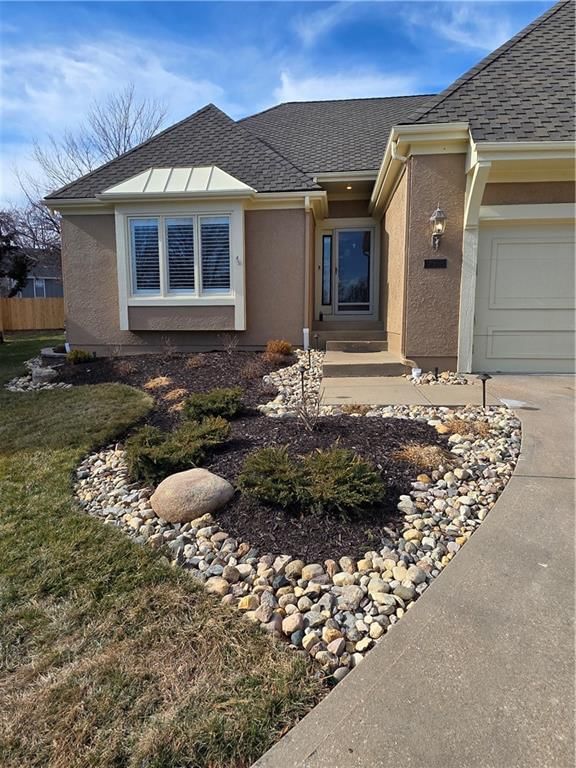 7958 W 118th Street — photo 2